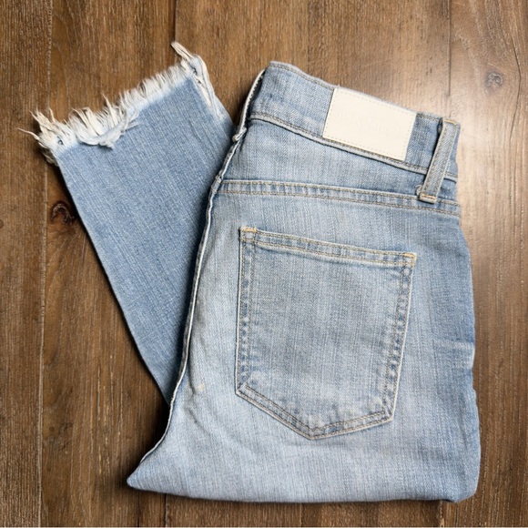 Pistola Ankle Cropped Jeans Women’s 26 Light Wash Mid Rise Raw Hem - Picture 1 of 6